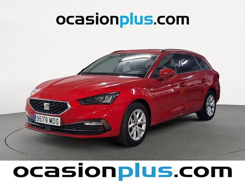 Usado Seat Leon ST Style 110 HP (80 kW) 2023 Vermelho Carrinha