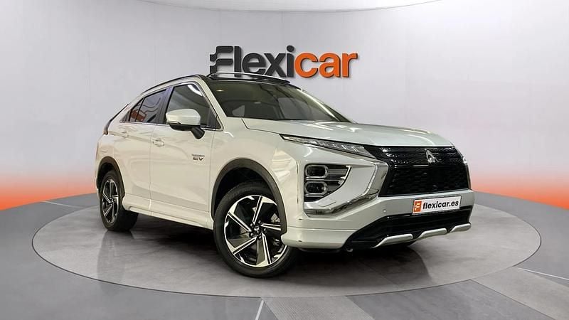 Usado Mitsubishi Eclipse Cross 188 CV (138 kW) 2023 Blanco SUV