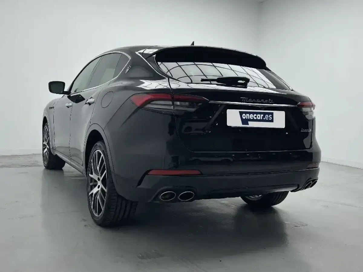 Usado Maserati Levante GT 330 CV (242 kW) 2023 Otro SUV