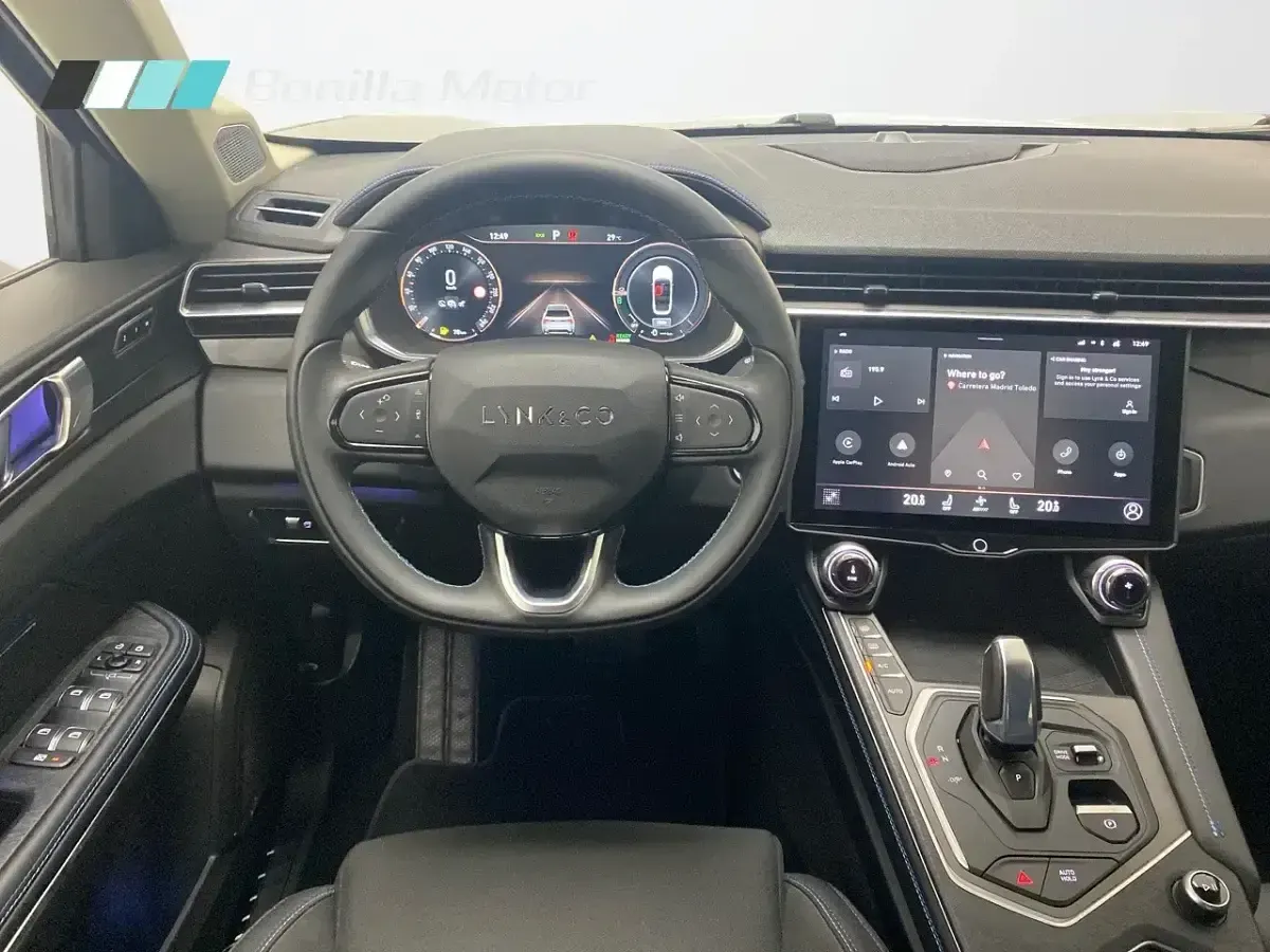 Usado Lynk & Co 01 261 CV (191 kW) 2022 Negro SUV