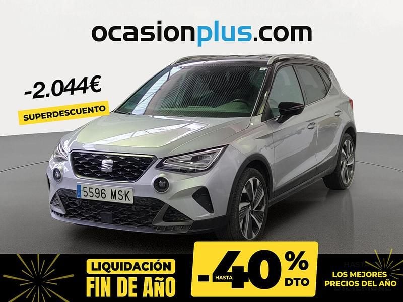 Gris Usado 2024 Seat Arona FR SUV | 22.490 € (Precio justo) - Imagen 1/4