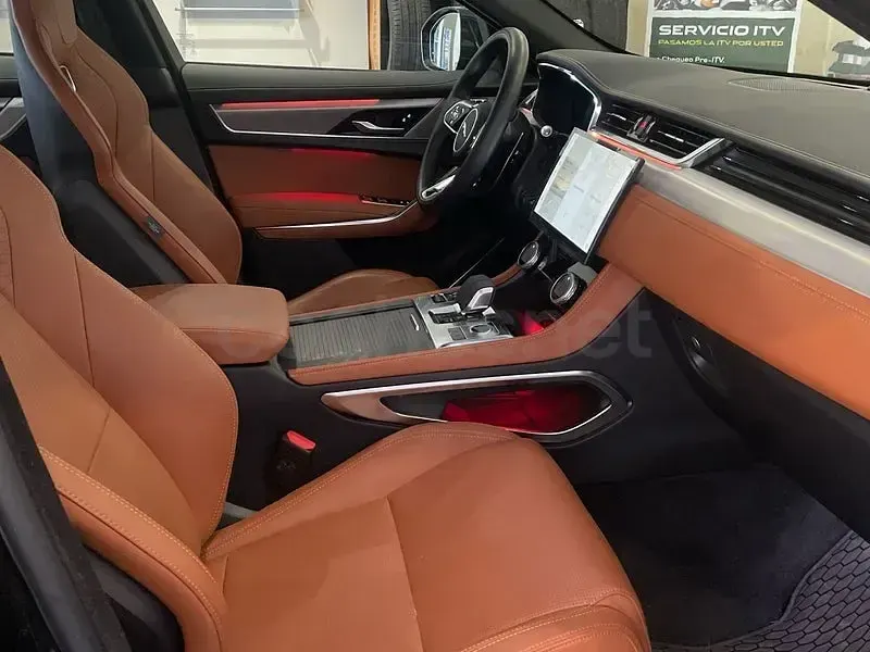Usado Jaguar F-Pace S 204 CV (150 kW) 2025 Negro SUV