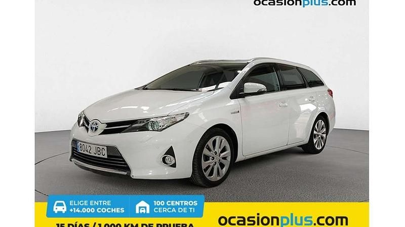 Blanco Usado 2014 Toyota Auris Touring Sports Advance Familiar | 12.099 € (Precio justo) - Imagen 1/4