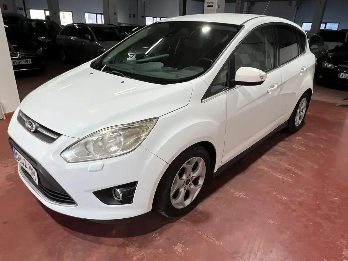 Usado Ford C-MAX Trend 105 CV (77 kW) 2012 Blanco Monovolumen