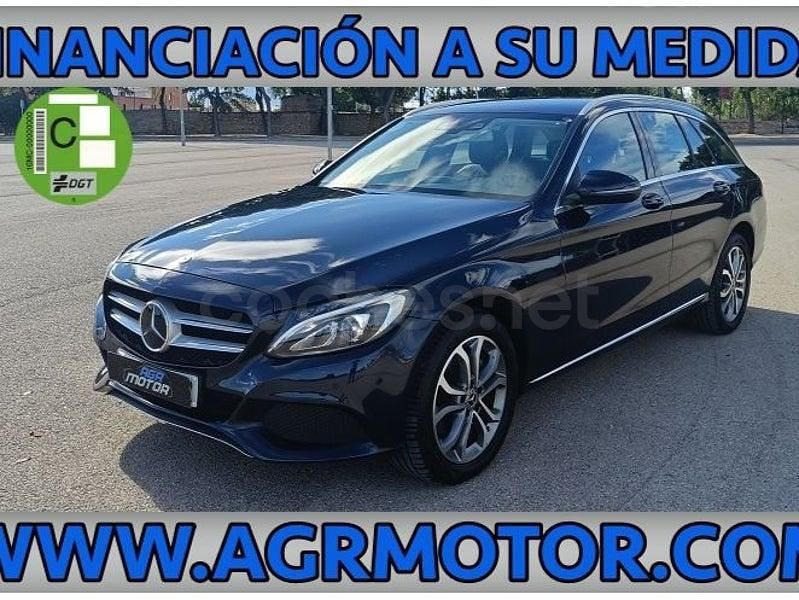 Usado Mercedes C220 194 CV (142 kW) 2018 Azul Familiar
