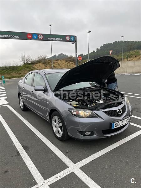 Usado Mazda 3 Sportive 109 CV (80 kW) 2004 Gris / plata Berlina