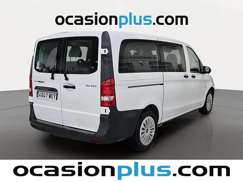 Usado Mercedes Vito 136 CV (100 kW) 2023 Blanco Van