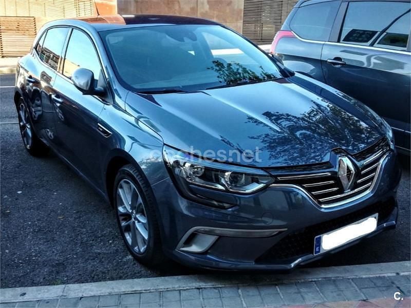 Usado Renault Mégane GT Line GT-Line 130 CV (95 kW) 2017 Gris / plata Berlina