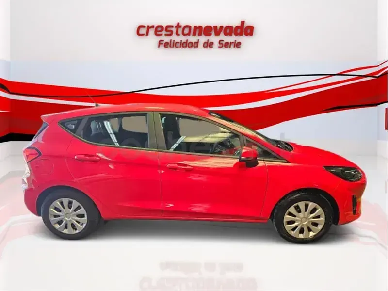 Usado Ford Fiesta Trend 75 CV (55 kW) 2022 Rojo Utilitario
