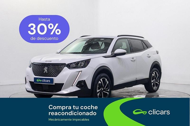 Usado Peugeot 2008 Allure 130 CV (95 kW) 2021 Blanco SUV