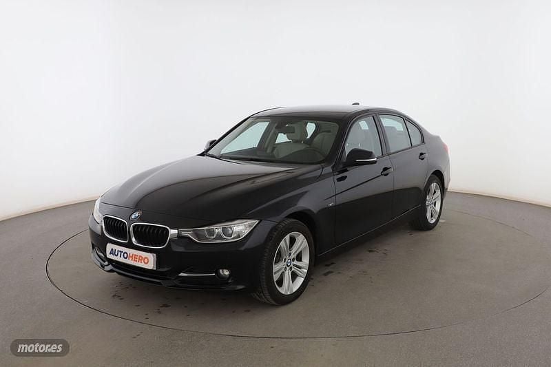 Negro Usado 2015 BMW 320 Comfort Edition Berlina | 19.699 € (Precio justo) - Imagen 1/3