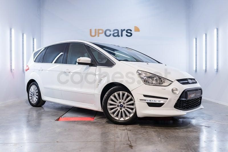 Usado Ford S-MAX Titanium 140 CV (102 kW) 2014 Blanco Monovolumen