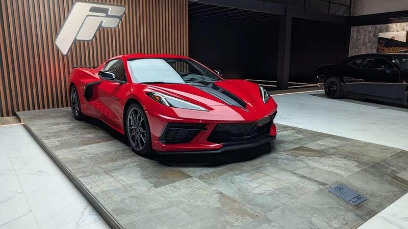 Usado Chevrolet Corvette Stingray 502 CV (369 kW) 2024 Rojo Coupe