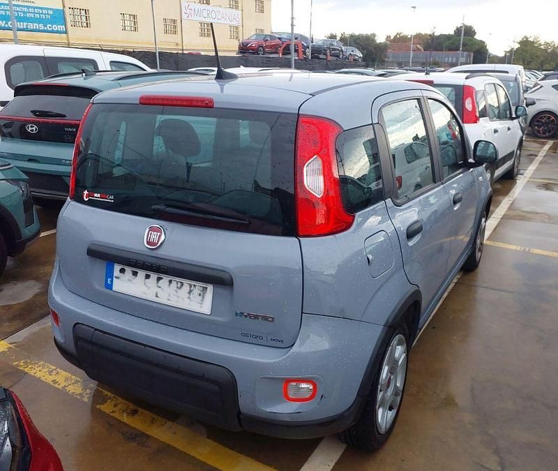 Usado Fiat Panda City Life 70 CV (51 kW) 2023 Gris / plata Berlina