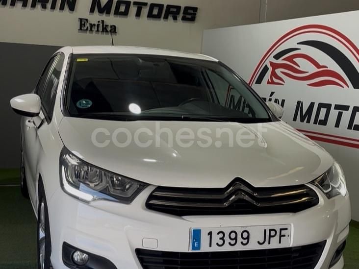 Usado Citroën C4 Feel 99 CV (72 kW) 2016 Blanco Berlina