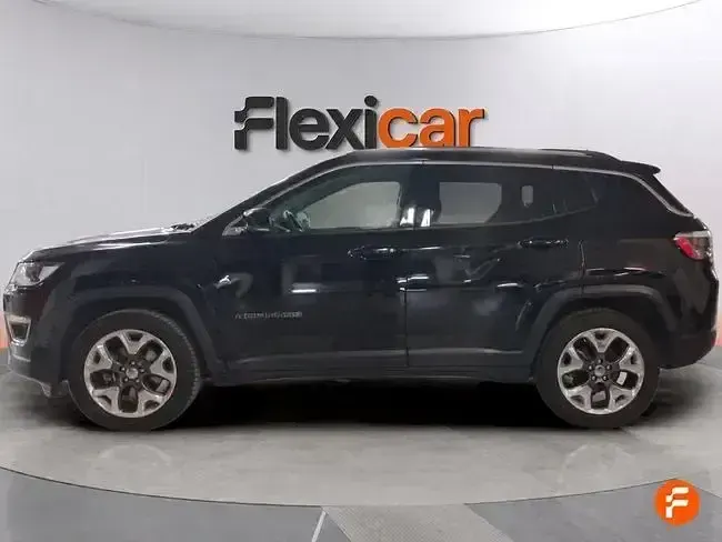 Usado Jeep Compass Limited 120 CV (88 kW) 2019 Negro SUV