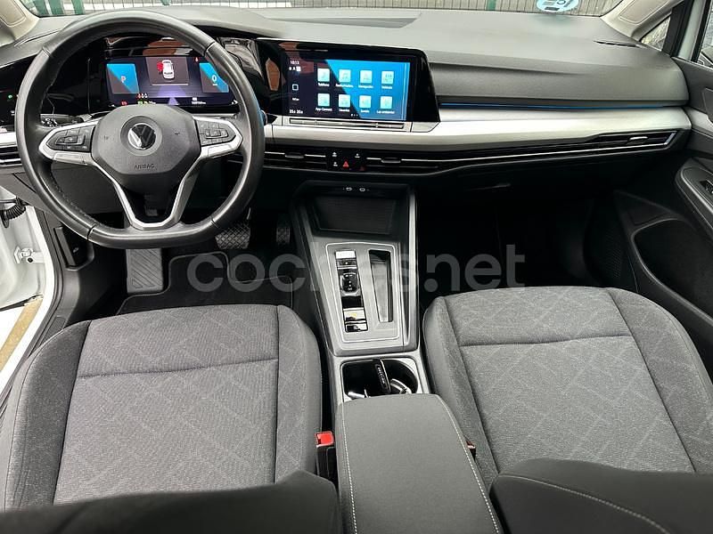 Usado VW Golf VIII Life 150 CV (110 kW) 2022 Blanco Berlina