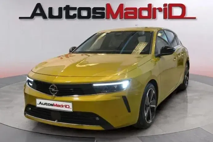 Usado Opel Astra Elegance 130 CV (95 kW) 2023 Utilitario