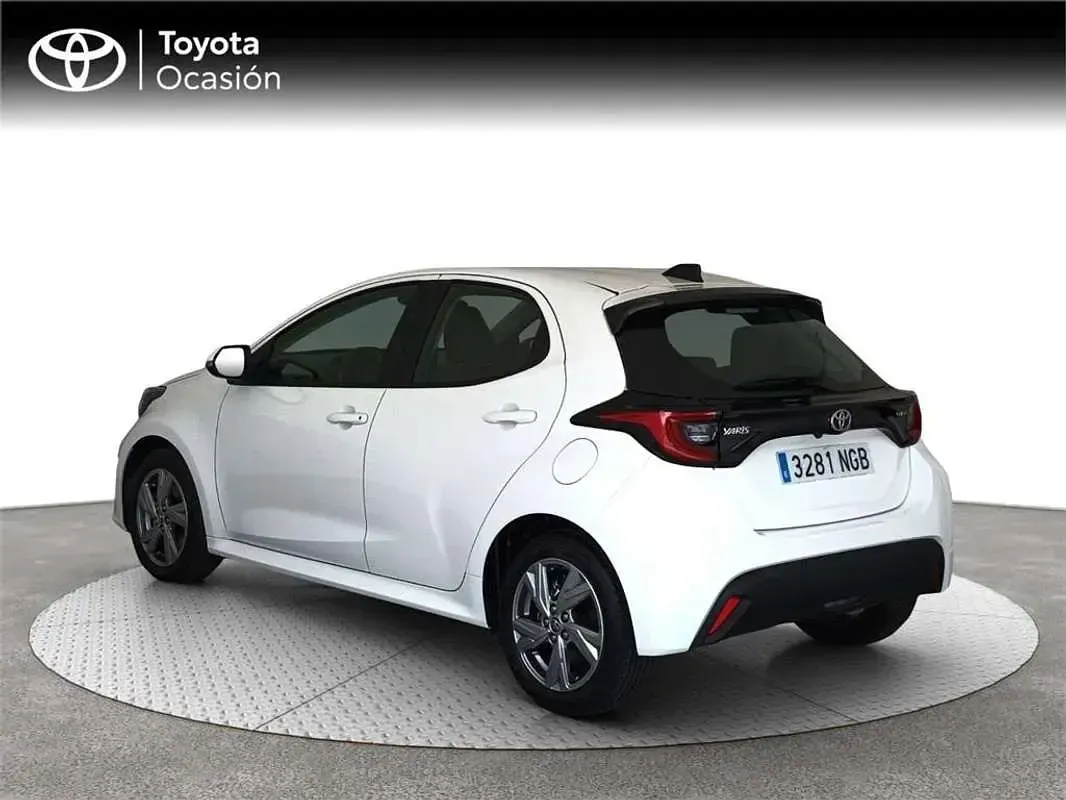Usado Toyota Yaris Active 116 CV (85 kW) 2025 Utilitario