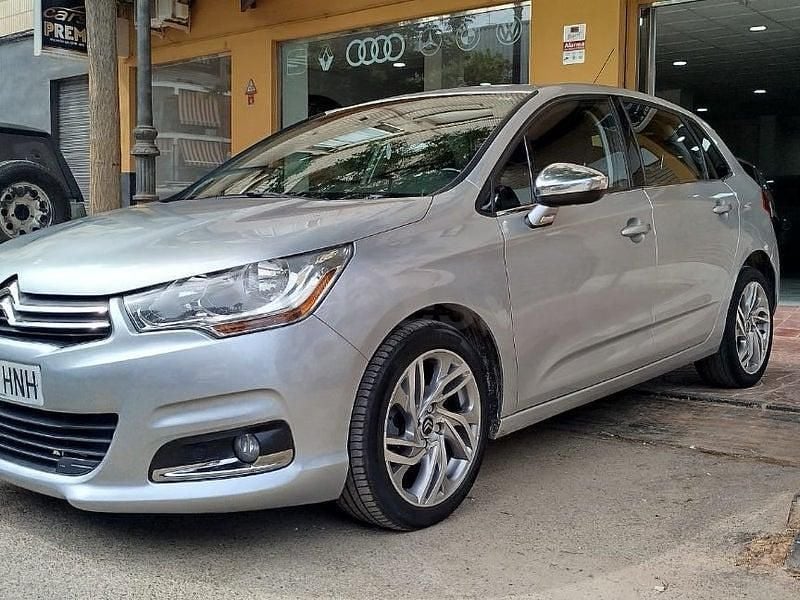 Usado Citroën C4 92 CV (67 kW) 2012 Gris / plata Berlina