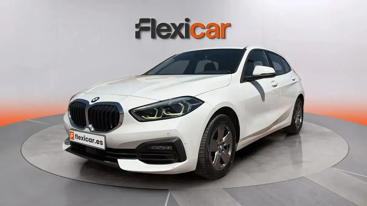 Usado BMW 116 116 CV (85 kW) 2022 Blanco Utilitario