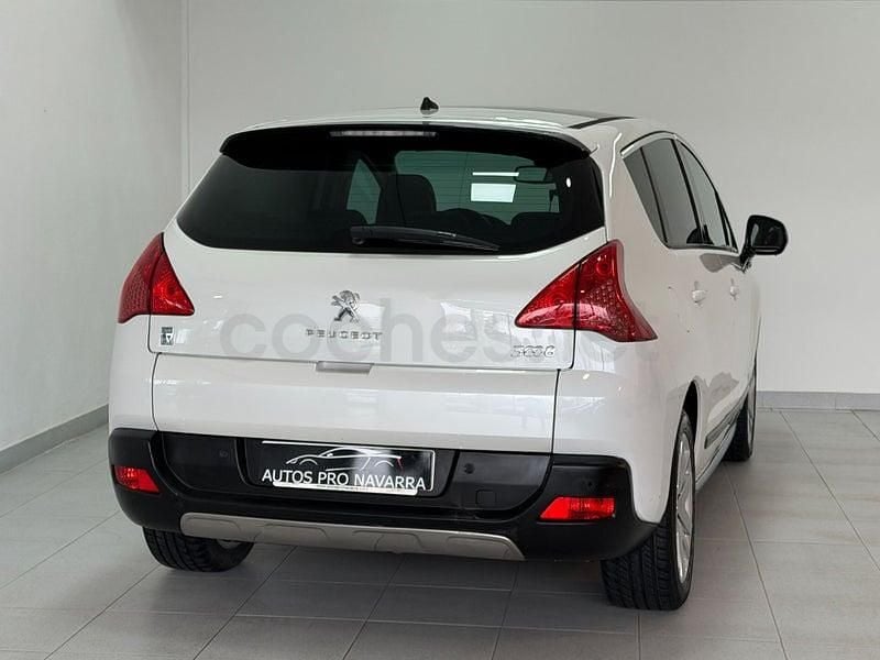 Usado Peugeot 3008 200 CV (147 kW) 2012 Blanco Berlina