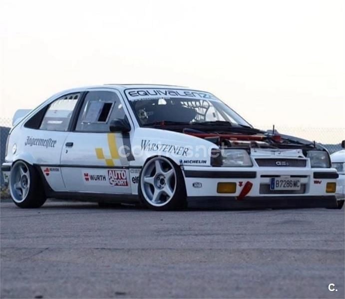 Blanco Usado 1989 Opel Kadett Berlina | 18.900 € - Imagen 1/4