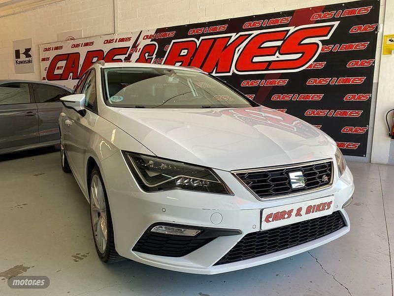Blanco Usado 2017 Seat Leon ST FR Familiar | 14.795 € (Precio justo) - Imagen 1/4