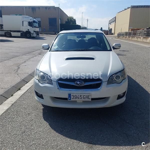 Blanco Usado 2008 Subaru Legacy Berlina | 5500 € - Imagen 1/4