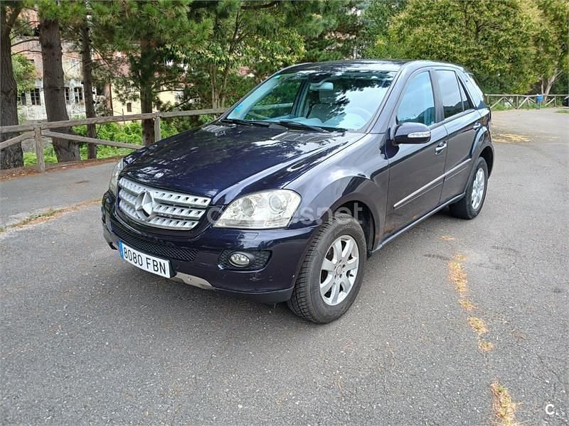 Azul Usado 2006 Mercedes ML350 SUV | 14.000 € (Un poco caro) - Imagen 1/4