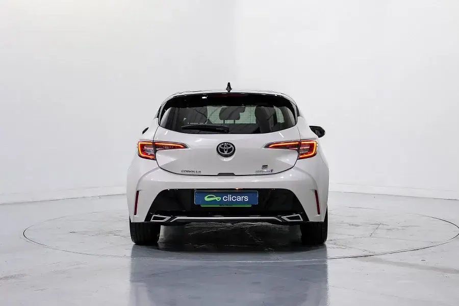 Usado Toyota Corolla Sport 184 CV (135 kW) 2021 Blanco Berlina