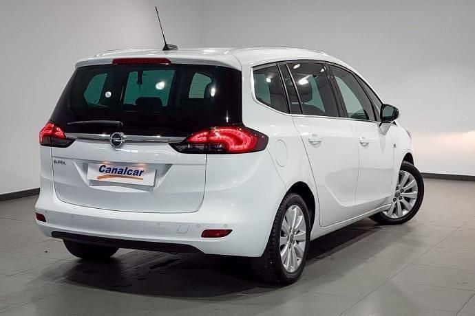 Usado Opel Zafira Excellence 140 CV (102 kW) 2018 Blanco Monovolumen