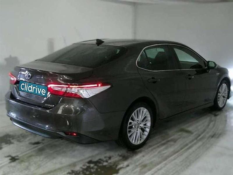 Usado Toyota Camry Advance 218 CV (160 kW) 2020 Azul Berlina