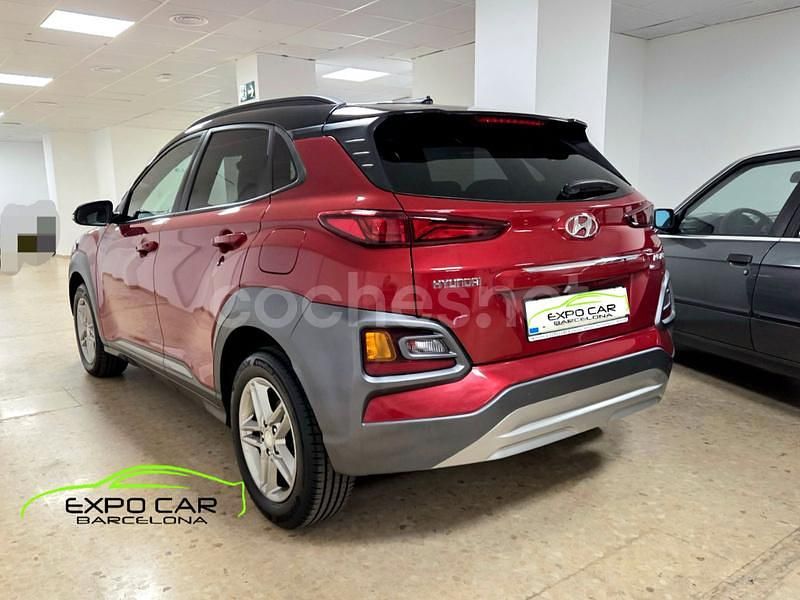 Usado Hyundai Kona 120 CV (88 kW) 2018 Granate SUV