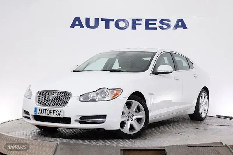 Blanco Usado 2010 Jaguar XF Berlina | 7450 € (Precio justo) - Imagen 1/4
