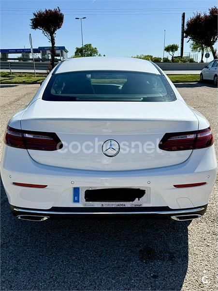 Usado Mercedes E350 299 CV (219 kW) 2021 Blanco Coupe