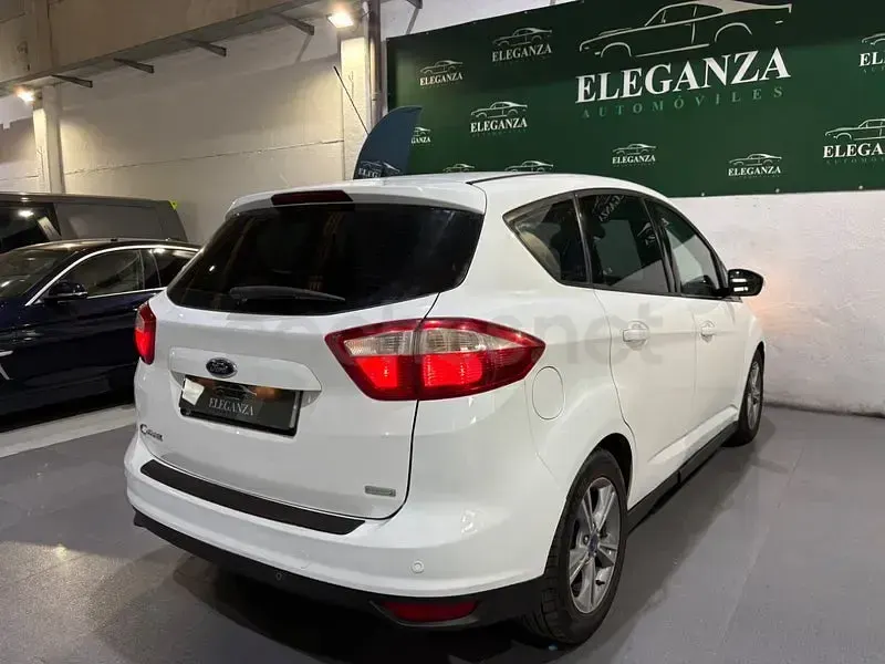 Usado Ford C-MAX Trend 125 CV (91 kW) 2014 Blanco Monovolumen