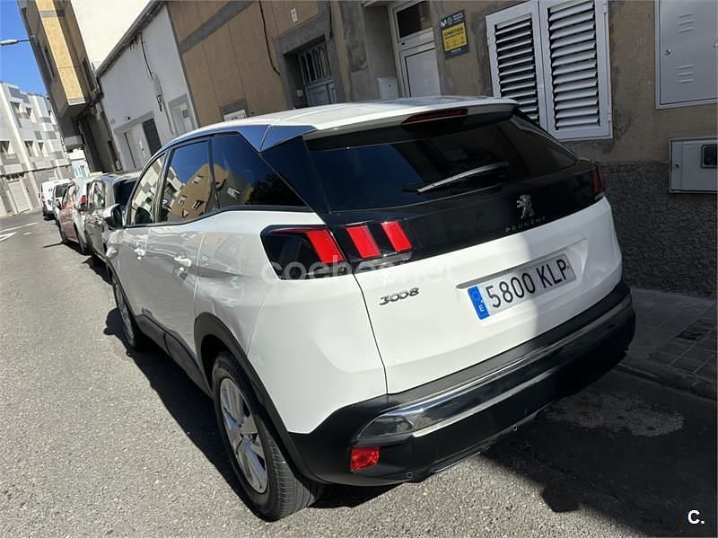 Usado Peugeot 3008 Active 130 CV (95 kW) 2018 Blanco SUV