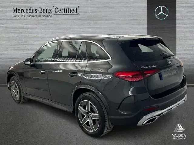 Nuevo Mercedes GLC300de 333 CV (244 kW) 2026 Gris grafito