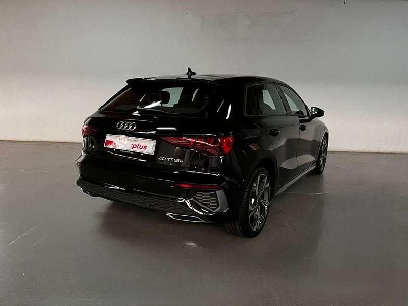 Usado Audi A3 Sportback e-tron 204 CV (150 kW) 2024 Negro Utilitario
