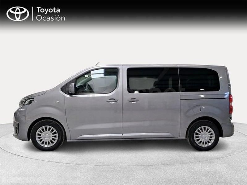 Usado Toyota Proace Verso 120 CV (88 kW) 2022 Gris / plata Familiar