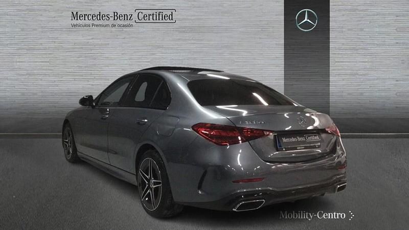 Usado Mercedes C300 197 CV (144 kW) 2024 Gris selenita Berlina
