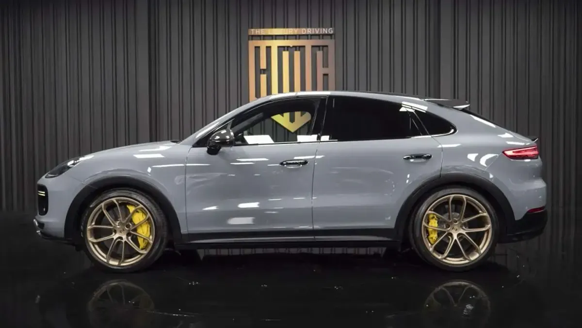 Usado Porsche Cayenne 640 CV (470 kW) 2023 Gris SUV