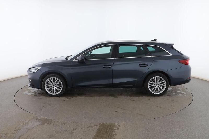Usado Seat Leon XCELLENCE 131 CV (96 kW) 2022 Gris Familiar