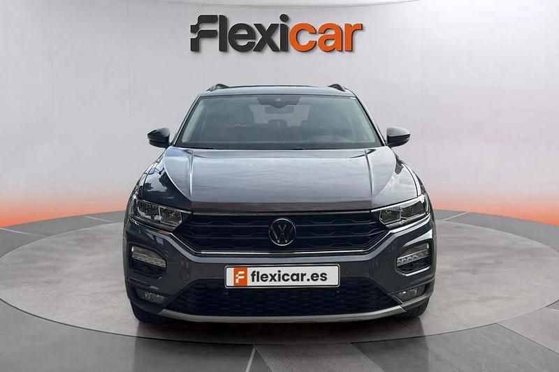 Usado VW T-Roc Advance 110 CV (80 kW) 2021 Gris SUV