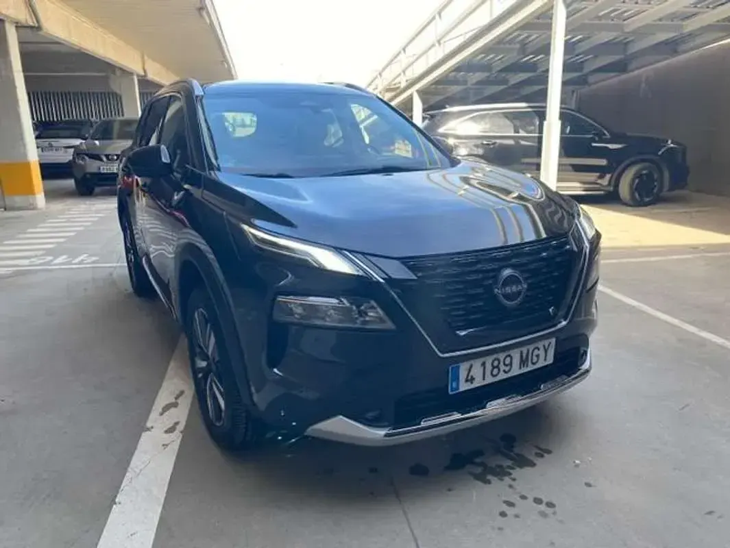 Usado Nissan X-Trail Tekna 204 CV (150 kW) 2023 Negro SUV