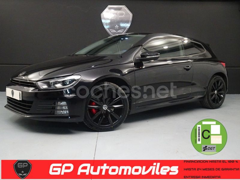 Negro Usado 2018 VW Scirocco R-line Coupe | 16.700 € (Precio justo) - Imagen 1/4