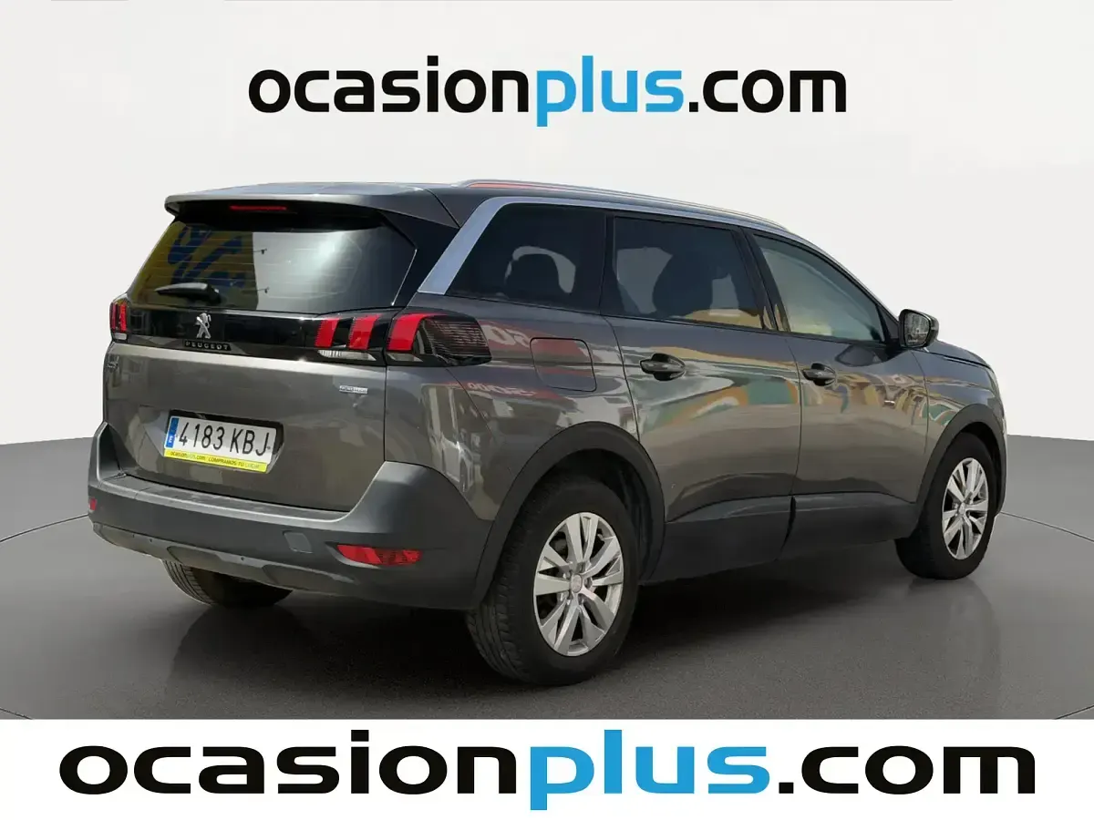 Usado Peugeot 5008 Active 130 CV (95 kW) 2017 Gris SUV