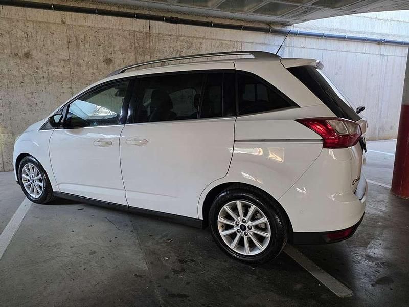 Usado Ford C-MAX Titanium 125 CV (91 kW) 2016 Blanco Monovolumen