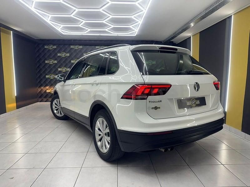 Käytetty VW Tiguan 125 HP (91 kW) 2018 Valkoinen Katumaasturi
